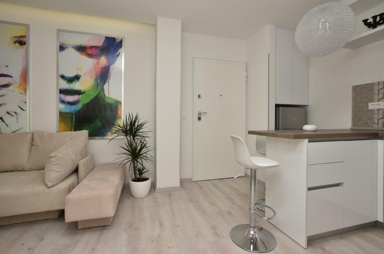 דירות מאקרסקה Apartman Petra מראה חיצוני תמונה